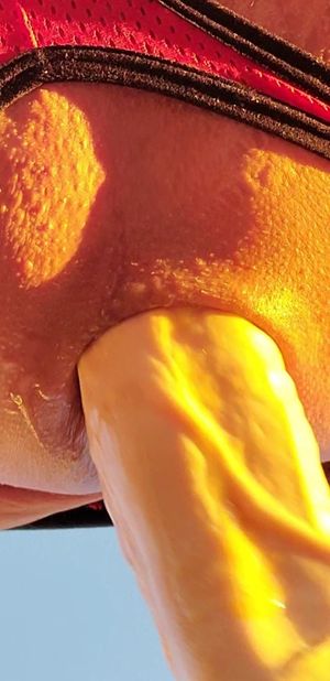 Outdoor assfuck close up 1