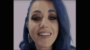 Alissa White Gluz - Hot Ass Webcam!