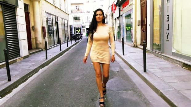 Jacquie Et Michel TV - Few words, but a lot of action with Sheyla, 37!