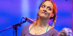 she is a cutie fiona pigtails