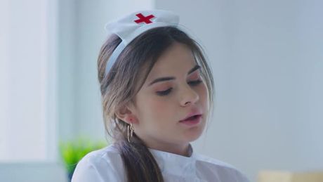 Lustful brunette med car gets fucked on the doctors couch