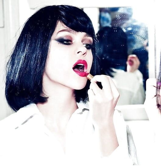 sexy red lipstick