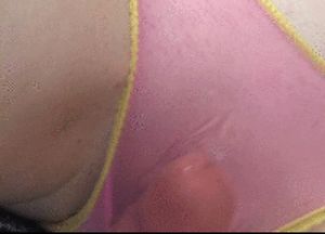 nice cum shot ...