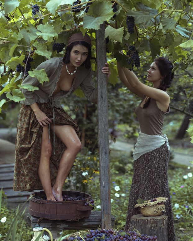 Two fine grapes