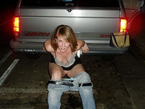 Hottie ready to pee behind car