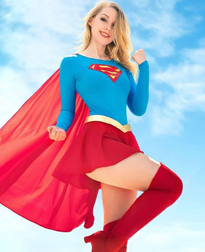 stunning supergirl cosplay