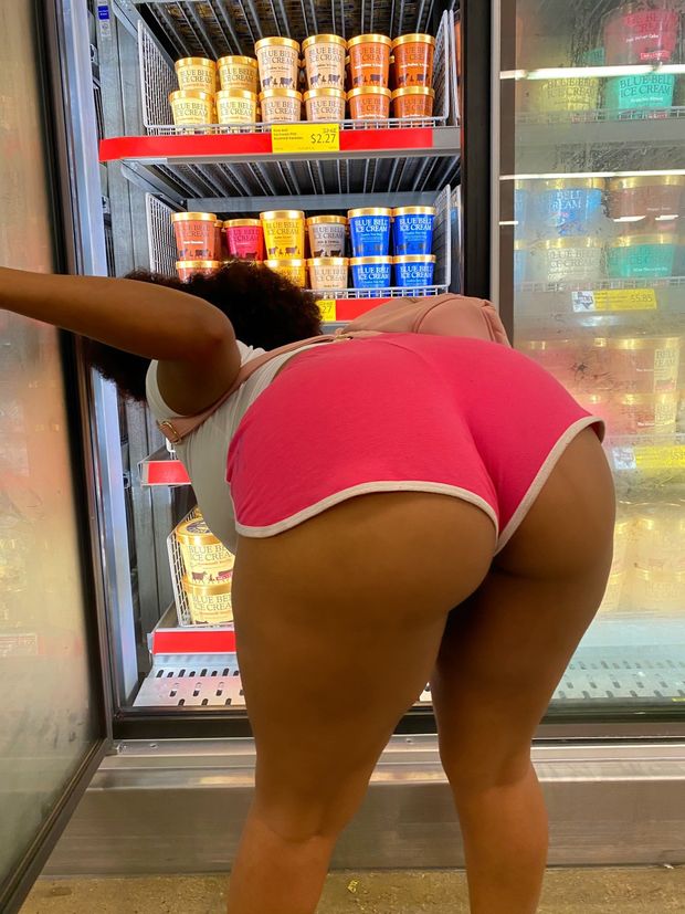 Supermarket ass