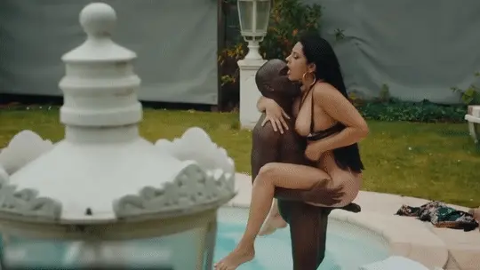 so HOT