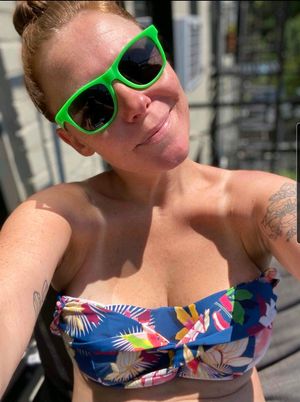 redhead bikini pic nyc