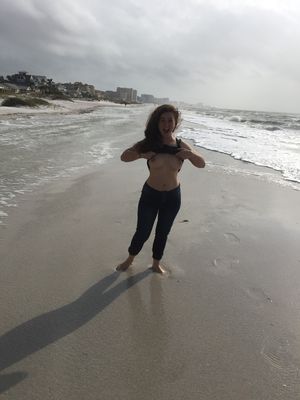 Girlfriend Flashing on the Beach 1