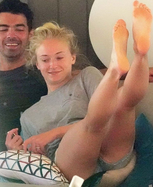 Sophie Turner pre-blowjob