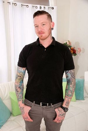 Johnny Goodluck male pornstar Pornmegaload profile