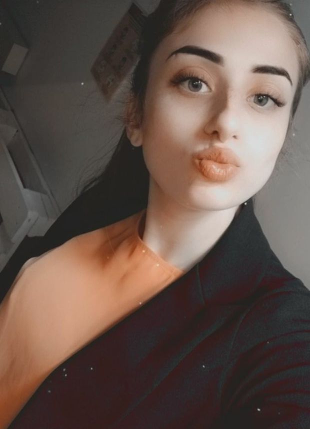 very sexy babe self shot