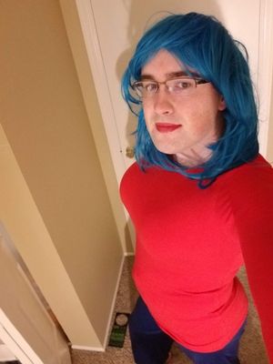 Let me present Jess, she loves to be exposed