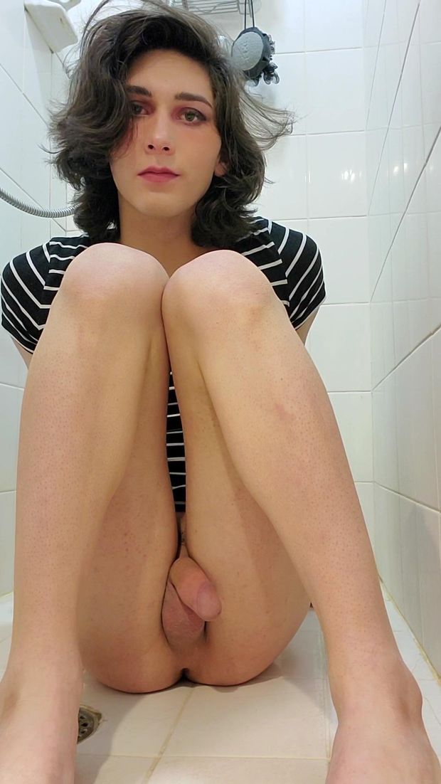 Hot  transgirl needs your cock