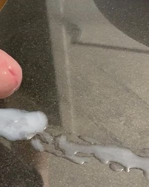 Huge cumshot