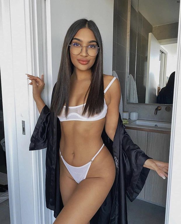 sexy babe