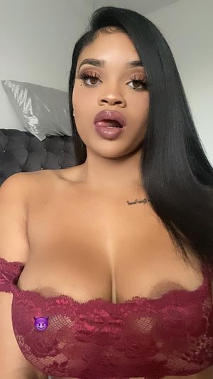 Sexy Ebony Selfie