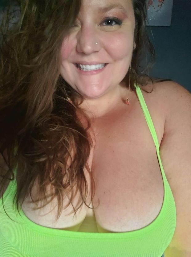 Sexy Busty Milf
