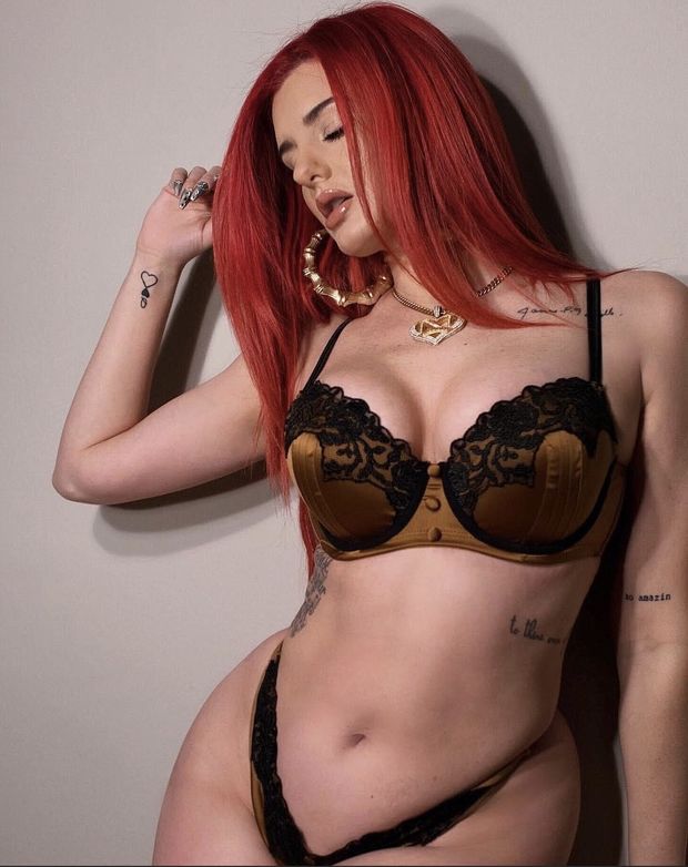 Justina Valentine in her bra