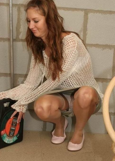outdoor upskirt