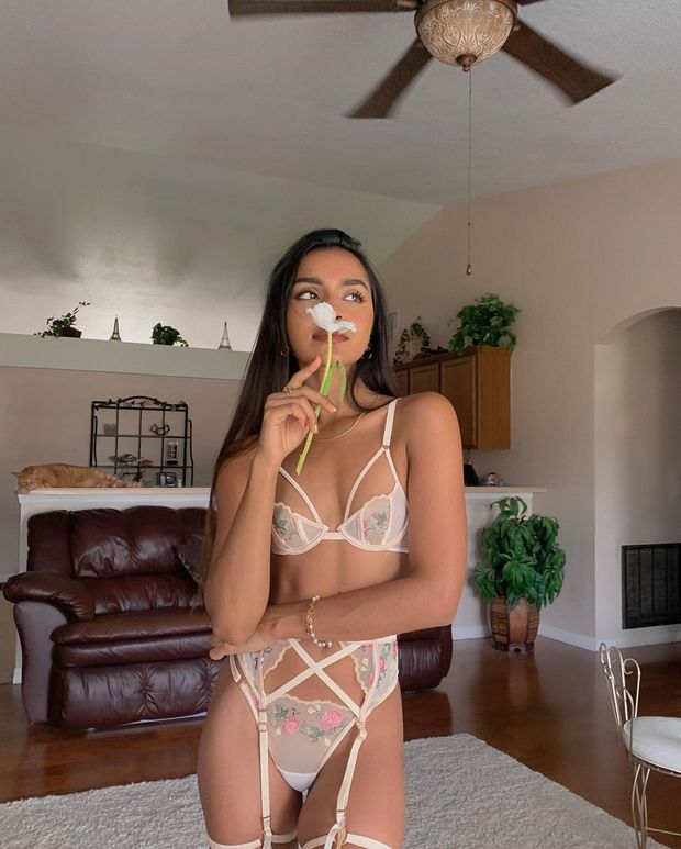 Hot indian in lingerie