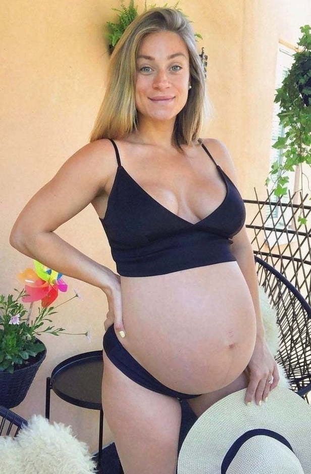 My cousin and my aunt have good news for me!/Origin