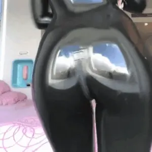 Shiny ass