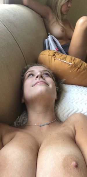 college teens chiling