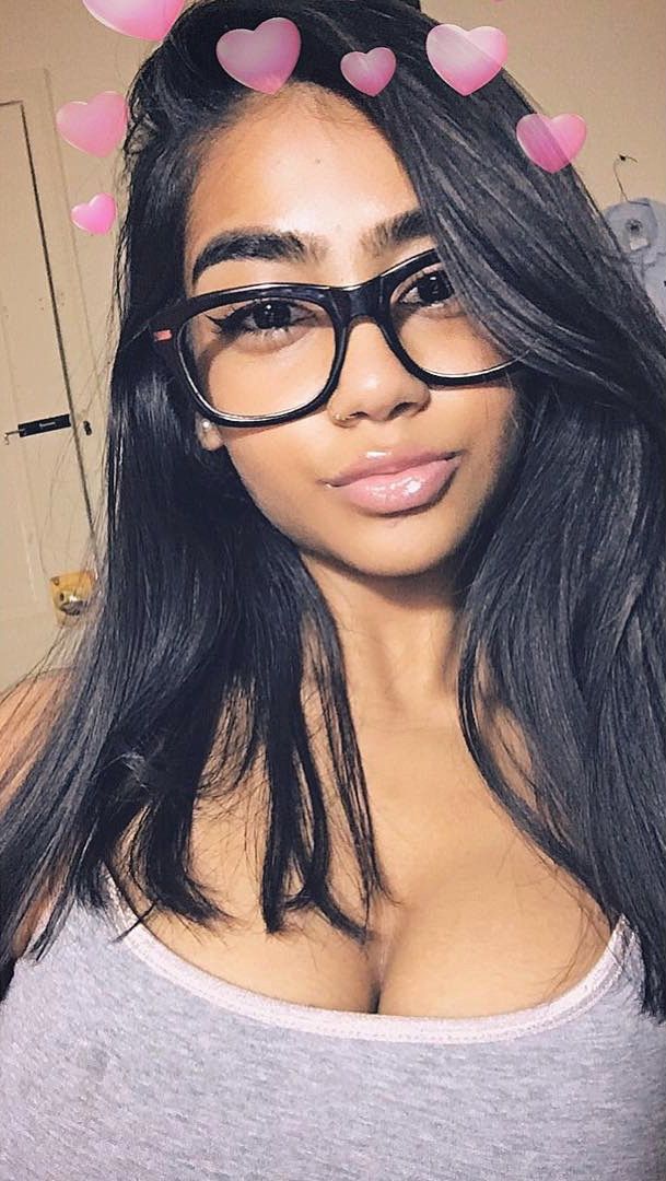 mia khalifa cosplay