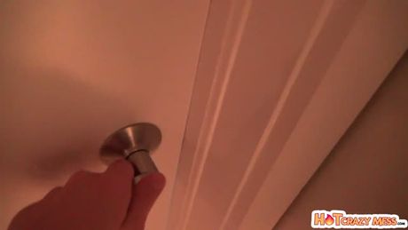 Hot Crazy Mess - Ivory Logan