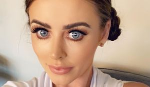 Sophie Dee face blue eyes close up