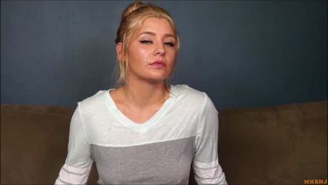 I would love to do this - Anyone info on the actress ?