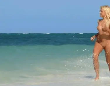 nude run