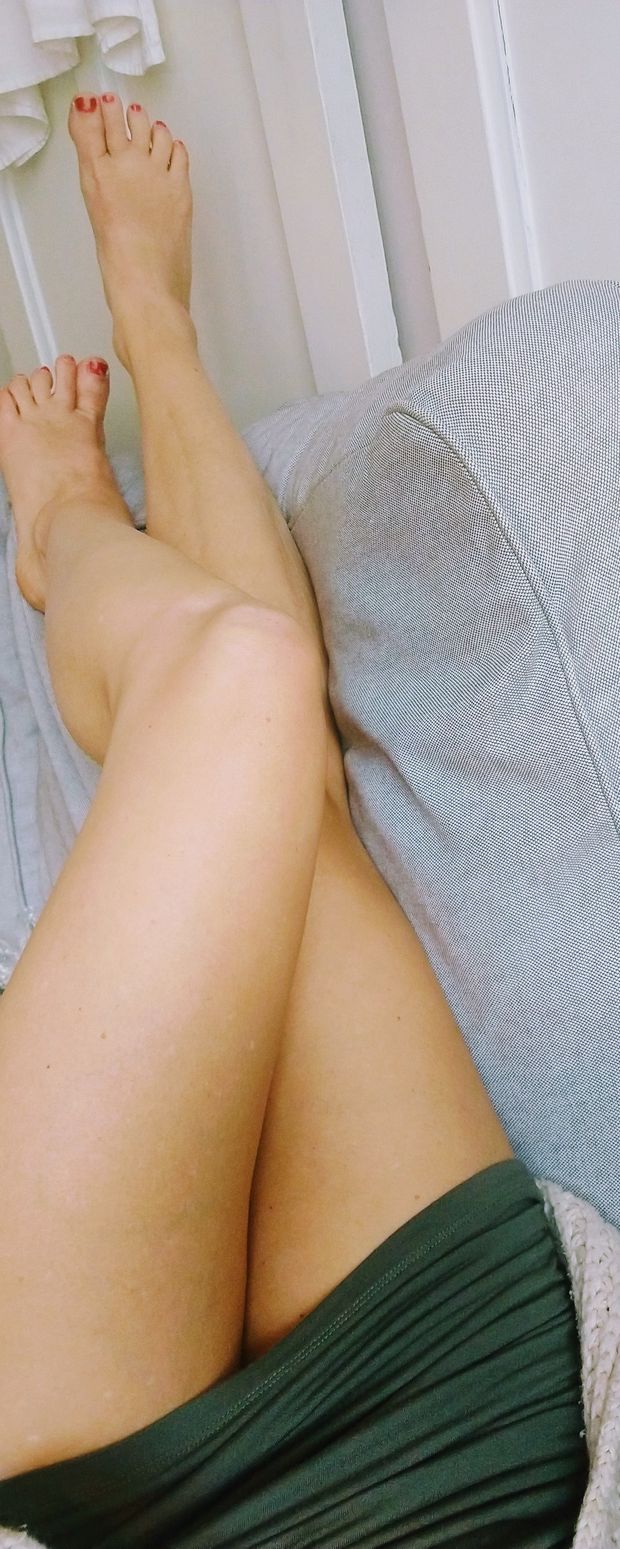 Enjoying my lazy Sunday afternoon...