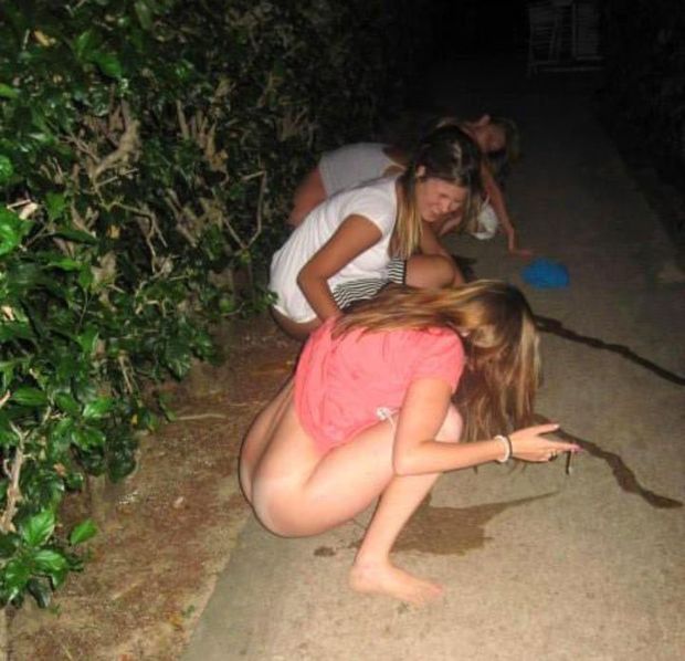 Pee in street