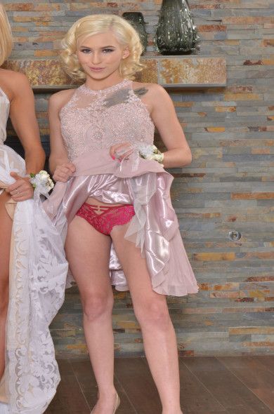 Petite blonde pornstar Kiara Cole in red panties from Naughty America VR profile