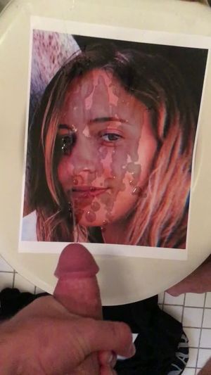 This cumslut on xvideos got a monster hosing down in my hot cum