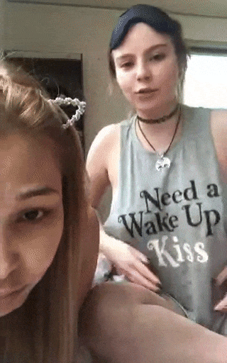 Gif naked cleavage candid Gifs - Teen Nipslip