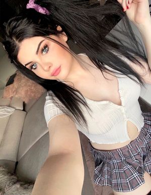 Maddy - very sexy and beautiful