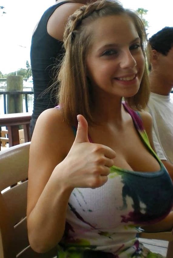 Incredible big tits on this babe