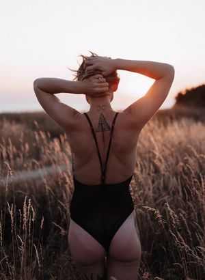 Perfect girlfriend ass