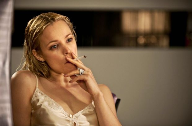Rachel Mcadams smoking