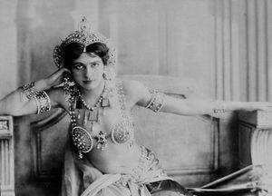 Mata Hari 1910