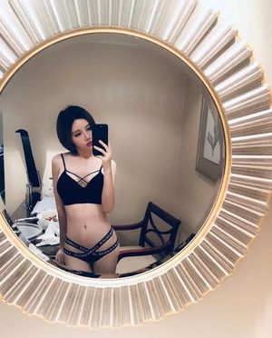 Masem Xiao - perfect body