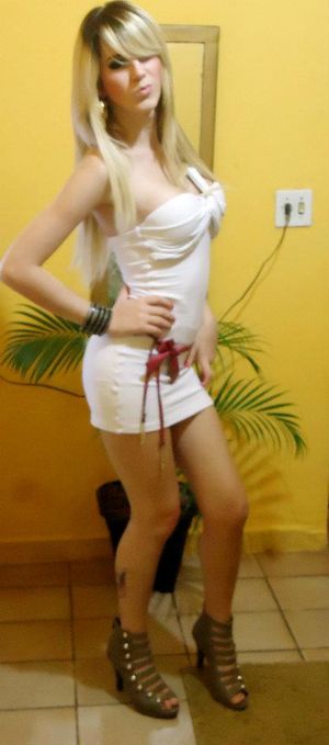 Would get pulled in this outfit