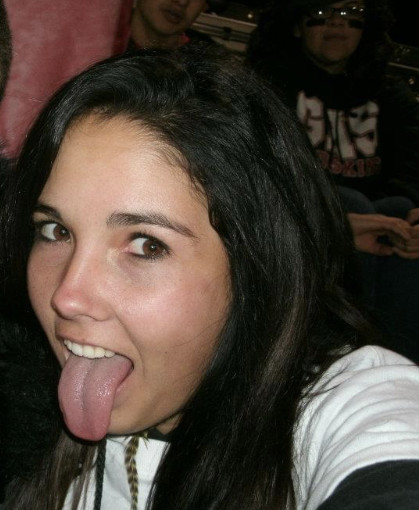 She sorta looks like Dillion Harper in my opinion. You agree?