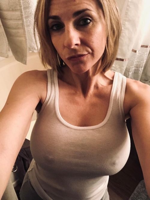 Moms still got it!