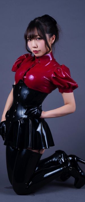 Asian-latex fetish-latex