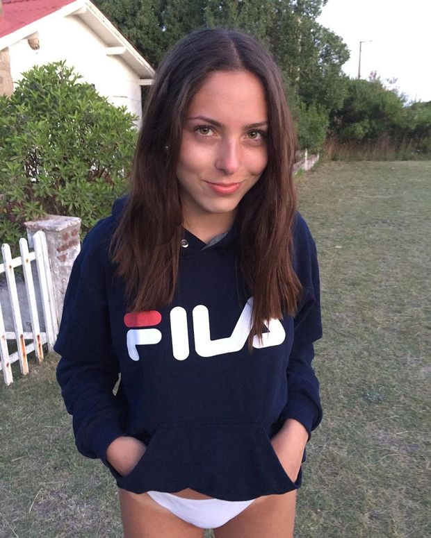 cara_astone